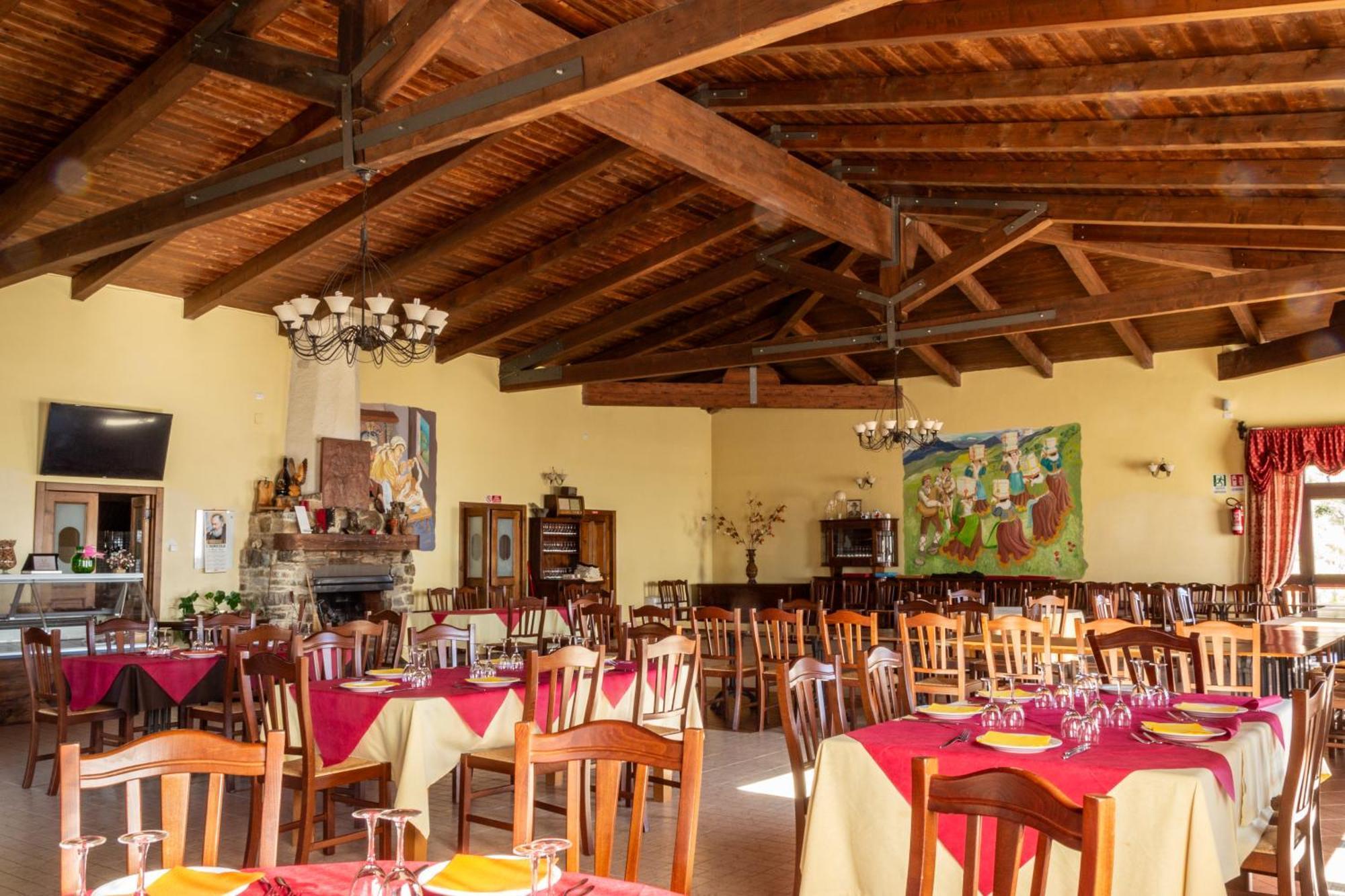 Agriturismo Pinelli Plataci Exterior foto