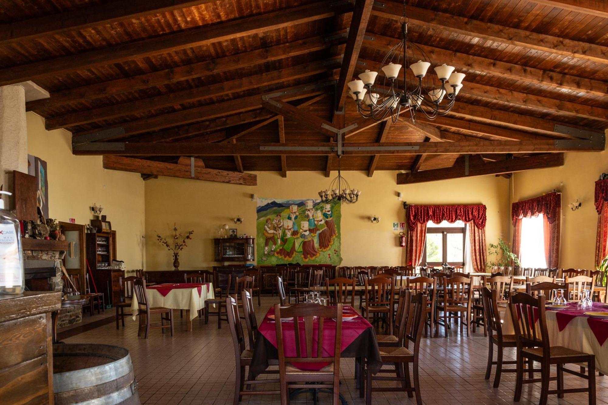 Agriturismo Pinelli Plataci Exterior foto
